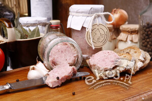 Kiełbasa słoikowa Potaśnianka 260g Nowicki Naturalnie