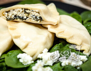 Pierogi z twarogiem i szpinakiem 400g Kowal