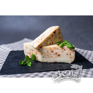 Ser kozi młody Hot Chili ok. 150g Sery Łomnickie